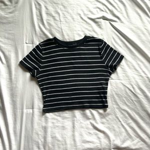 medium striped black and white crop top